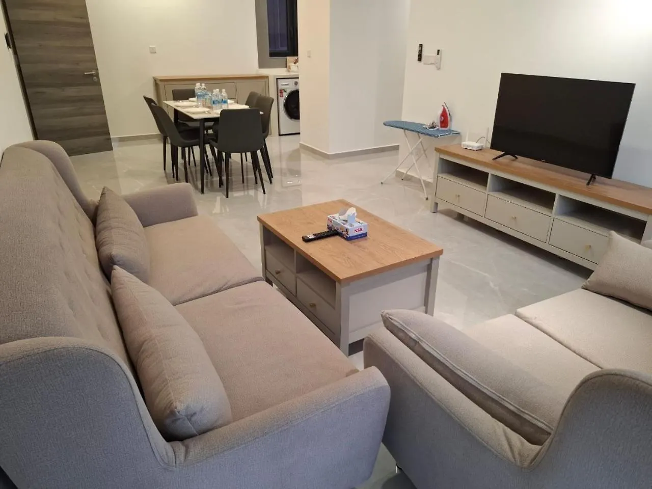 Agile Tulip Service Residence Trx By Kl Kuala Lumpur Malaysia
